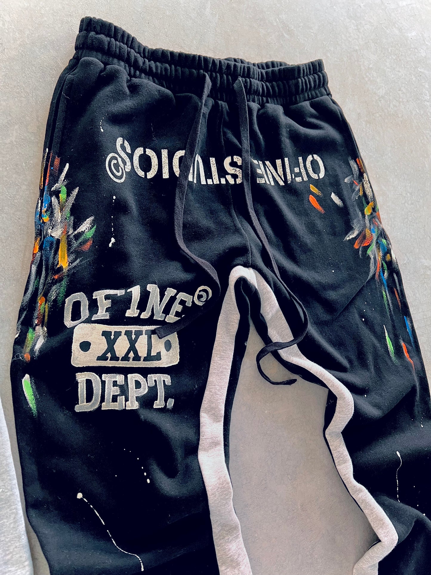 OF1NE DEPT SWEATS (Black)